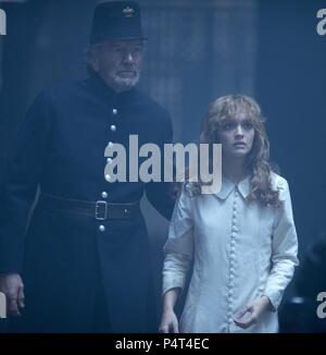 Original Film Title: THE LIMEHOUSE GOLEM.  English Title: THE LIMEHOUSE GOLEM.  Film Director: JUAN CARLOS MEDINA.  Year: 2016.  Stars: OLIVIA COOKE. Credit: NUMBER 9 FILMS LTD. / Album Stock Photo