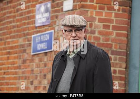 Original Film Title: THE HATTON GARDEN JOB.  English Title: THE HATTON GARDEN JOB.  Film Director: RONNIE THOMPSON.  Year: 2017.  Stars: DAVID CALDER. Credit: FICTION FILM / Album Stock Photo