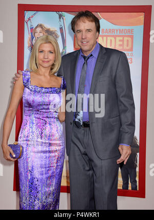 Kevin Nealon and Susan Yeagley at the Blended Premiere at the Chinese Theatre in Los Angeles.Kevin Nealon and Susan Yeagley ------------- Red Carpet Event, Vertical, USA, Film Industry, Celebrities,  Photography, Bestof, Arts Culture and Entertainment, Topix Celebrities fashion /  Vertical, Best of, Event in Hollywood Life - California,  Red Carpet and backstage, USA, Film Industry, Celebrities,  movie celebrities, TV celebrities, Music celebrities, Photography, Bestof, Arts Culture and Entertainment,  Topix, vertical,  family from from the year , 2014, inquiry tsuni@Gamma-USA.com Husband and  Stock Photo