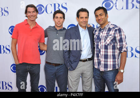 The Millers Cbs Cast