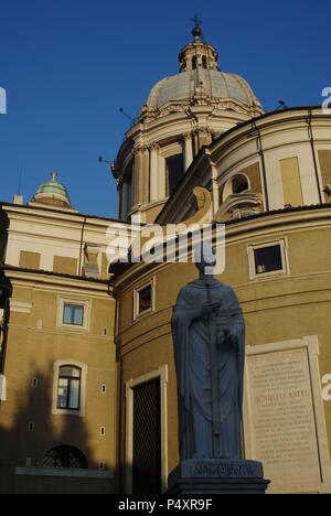Italy. Rome. Sant'Ambrogio e Carlo al Corso, usually known as San Carlo al Corso. Its construction was begun in honour of the canonization of St. Charles Borromeo in 1610, by Onorio Longhi (1568-1619) and, after his death, by his son Martino Longhi the Younger (1602-1680).  The dome was designed by Pietro da Cortona (1597-1669) in 1668. First, an statue of Saint Ambrose (340-397), archbishop of Milan. Stock Photo