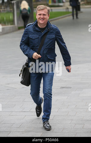TV Presenter Aled Jones arriving at Global Radio Studios - London  Featuring: Alec Jones Where: London, United Kingdom When: 23 May 2018 Credit: WENN.com Stock Photo