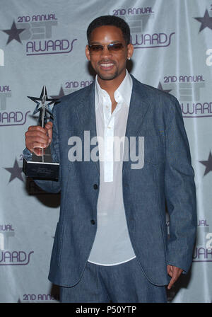 Will Smith in  the press Room at the 2nd Annual BET Awards at the Kodak Theatre in Los Angeles. June 25, 2002.           -            SmithWill trophy12.jpgSmithWill trophy12  Event in Hollywood Life - California, Red Carpet Event, USA, Film Industry, Celebrities, Photography, Bestof, Arts Culture and Entertainment, Topix Celebrities fashion, Best of, Hollywood Life, Event in Hollywood Life - California,  backstage trophy, Awards show, movie celebrities, TV celebrities, Music celebrities, Topix, Bestof, Arts Culture and Entertainment, Photography,    inquiry tsuni@Gamma-USA.com , Credit Tsuni  Stock Photo