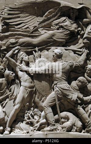 'DEFENSA DE FORT DEARBORN' (1812), atacado por una tribu de indios. RELIEVE en el PUENTE DE LA AVENIDA MICHIGAN (Michigan Avenue Bridge), construído entre 1917 y 1920. CHICAGO. Estado de Illinois. Estados Unidos. Stock Photo