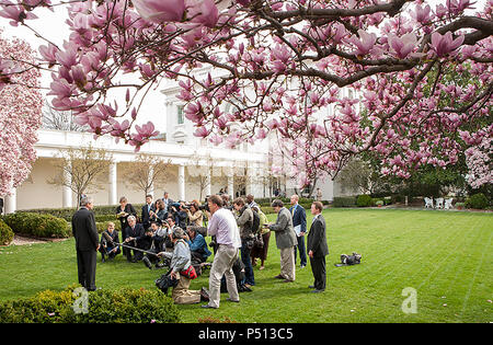 President George W. Bush delivers a statement to the media regarding the health of White House Press Secretary Tony Snow March 27, 2007, in the Rose Garden. Stock Photo