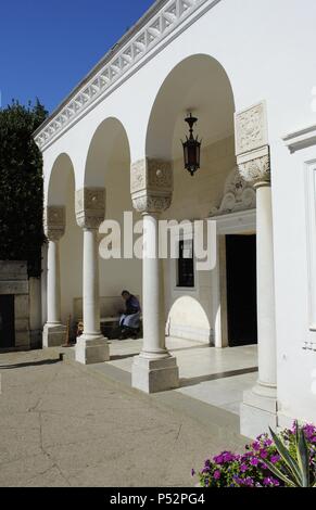 Ukraine. Autonomous Republic of Crimea. Livadia Palace. 20th century. Summer retreat of tsar Nicholas II built in Neo-Renaissance style by Nikolai Krasnov. Here was held the Yalta Conference at 1945. Courtyard. Stock Photo