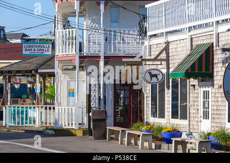 Shops and restaurants on Circuit Avenue Extension in Oak Bluffs, Massachusetts on Martha's Vineyard. Stock Photo