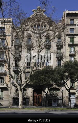 Casa Comalat (1906-1911), arquitecte Salvador Valeri i Pupurull, Av. Diagonal 442, Barcelona, Catalunya, España. Stock Photo