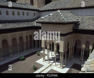 FACHADA OESTE DEL PATIO DE LOS LEONES - SIGLO XIV. Location: ALHAMBRA-PATIO DE LOS LEONES, GRANADA, SPAIN. Stock Photo