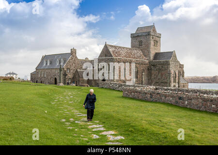 The historic medieval abbey church on the Hebridean island of Iona, Argyll and Bute, Scotland, UK Stock Photo