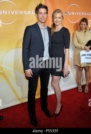 Yvonne Strahovski & Boyfriend NBC-UNIversal  tca party at the Beverly Hiton Hotel in Los Angeles.YvonneStrahovski Boyfriend 05  Event in Hollywood Life - California, Red Carpet Event, USA, Film Industry, Celebrities, Photography, Bestof, Arts Culture and Entertainment, Celebrities fashion, Best of, Hollywood Life, Event in Hollywood Life - California, Red Carpet and backstage, Music celebrities, Topix, Couple, family ( husband and wife ) and kids- Children, brothers and sisters inquiry tsuni@Gamma-USA.com, Credit Tsuni / USA, 2010 Stock Photo