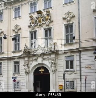 Austria. Vienna. Bohemian Court Chancery. 1709-1714. Built by Johann Bernhard Fischer von Erlach (1656-1723) and extended by Matthias Gerl between 1751 and 1754. Stock Photo