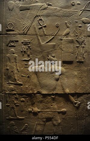 Relief depicting a scene from the King's Heb Sed. Monumental gateway from the Palace of Apries, Memphis, Egypt. Limestone. Late Period, Saite. 26th Dynasty. C. 589-570 BC. Ny Carlsberg Glyptotek Museum. Copenhagen. Denmark. Stock Photo