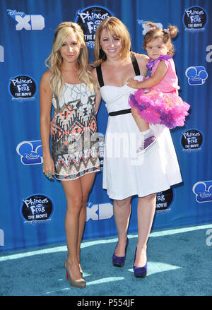 Ashley Tisdale Clothes and Outfits, Page 64