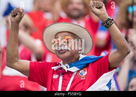 Panamanian Fan, Fan, Fans, Spectators, Supporters, Supporters, Half-length, England (ENG) - Panama (PAN) 6: 1, Preliminary Round, Group G, Game 30, on 24.06.2018 in Nizhny Novgorod; Football World Cup 2018 in Russia from 14.06. - 15.07.2018. | usage worldwide Stock Photo