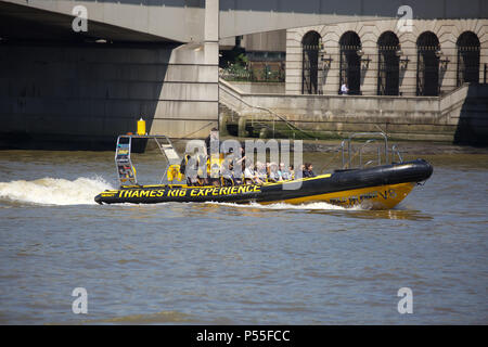 London, UK. 25th Jun, 2018. People enjoy the sunshine by the River Thames in London, the weather forecast is to remain hot and sunny for the rest of the week.Credit Keith Larby/Alamy Live News Stock Photo