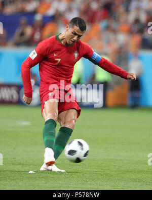 Saransk, Russia. 25th June, 2018. FIFA World Cup football, group stages,  Iran versus Portugal; Portugal's Cristiano Ronaldo warms up prior to the  match. Credit: Action Plus Sports/Alamy Live News Stock Photo 