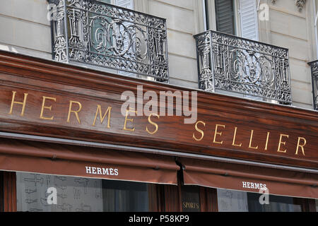 Hermès Seillier boutique, Paris, France Stock Photo