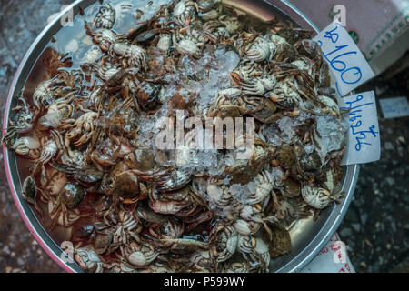 Crabs for sale at Klongsan Plaza Market – Bangkok, Thailand Stock Photo