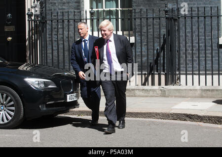 London. 26th June 2018. Boris Johnson MP Secretary of State for Foreign and Commonwealth Affairs leaves Downing Street after the weekly cabinet meeting Credit: amer ghazzal/Alamy Live News Stock Photo