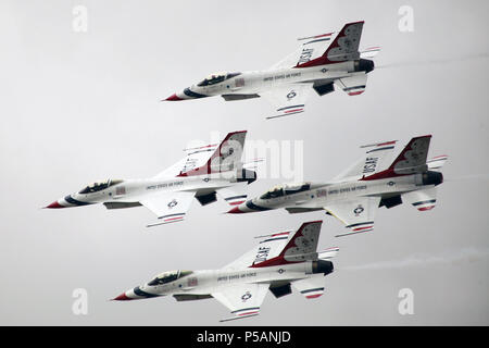 F-16D Falcon. USAF Thunderbirds Display team Stock Photo