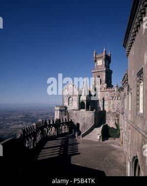 PALACIO DA PENA CONSTRUIDO EN EL SIGLO XIX EN ESTILO ROMANTICO. Location: PALACIO DA PENA, SINTRA, PORTUGAL. Stock Photo