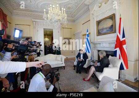 Prime Minister Theresa May holds talks with US President Donald Trump ...