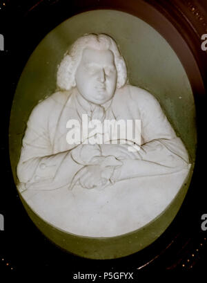 N/A. English: Exhibit in the Wedgwood Museum - Barlaston, Stoke-on-Trent, England. 11 June 2016, 10:32:30. Daderot 468 Dr Erasmus Darwin, after Joseph Wright of Derby, 1785-1790, white jasper with green dip, white relief - Wedgwood Museum - Barlaston, Stoke-on-Trent, England - DSC09559 Stock Photo