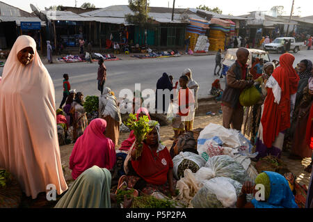 Ethiopia - Trader selling Chat at the Chat market in ...