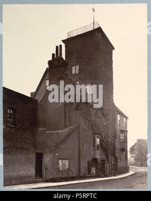 N/A. English: 'Canonbury Tower 25,' black and white photographic print, by the British photographer Henry Dixon (1820-1892). ''The Manor of Canonbury was an appendage of the Priory of St. Bartholomew and appears to have been given to the Priory by Ralph de Berners, in the time of Edward I.' Image courtesy of the British Library, London. 8 May 2011. Henry Dixon 268 Canonbury Tower 25 by Henry Dixon 1880 Stock Photo