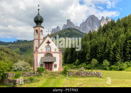 Chiesetta di San Giovanni, Ranui, Dolomites, Trentino, Alto Adige, Italy, Europe Stock Photo