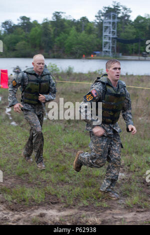 Best Ranger Lt Training For Ruck Nebraska and California Army National Guard soldiers drag a weighted ...