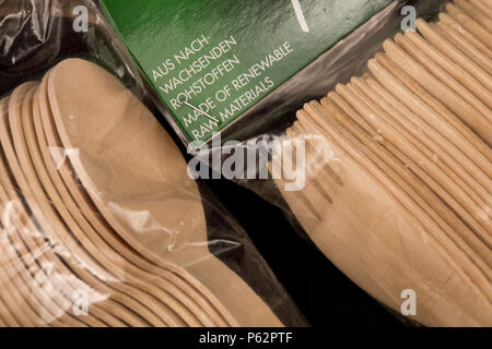 Disposable cutlery made of wood, recyclable, Stock Photo