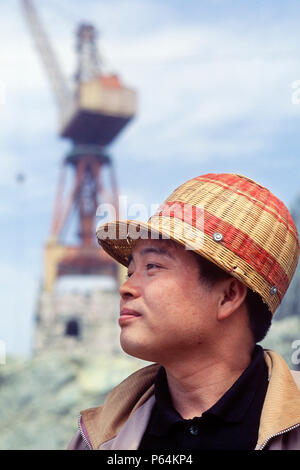 chinese worker hat