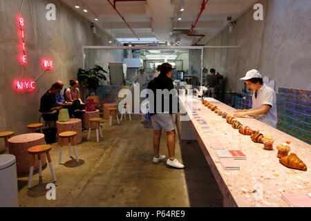 Supermoon Bakehouse, 120 Rivington St, New York, NY Stock Photo