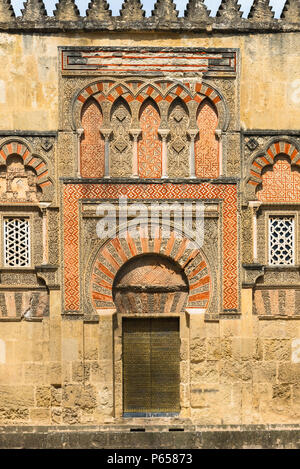 Amazon.co.jp: Moorish Architecture in Andalusia (Big Series