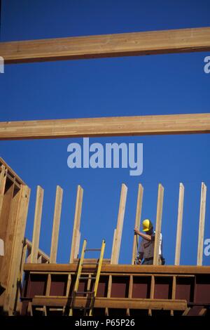 Carpenter building short stud wall for elementary school in California, USA Stock Photo