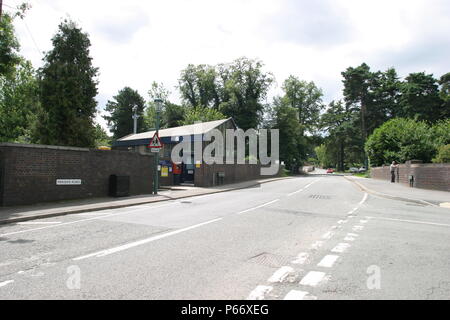 Approach to Hampton in Arden station, Warwickshire. 2007 Stock Photo