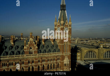 St Pancras and Kings Cross station, London. C1995 Stock Photo