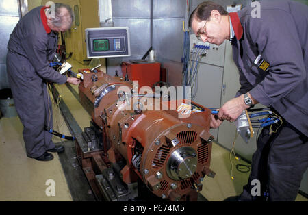 LUL traction motor testing in Brush works. C1993 Stock Photo