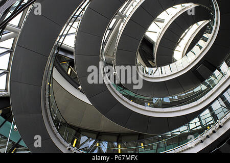 Interior view of City Hall spiral staircase, Greater London Authority building, London, United Kingdom. Architects Norman Foster and Partners. Enginee Stock Photo