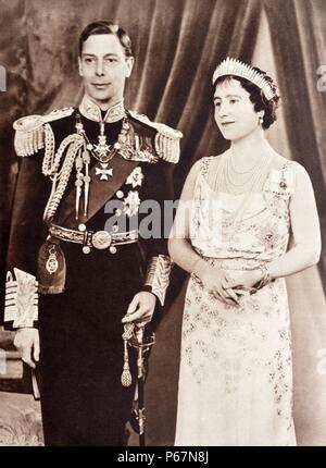 Portrait of King George VI and Queen Elizabeth of England, in formal coronation robes. Stock Photo