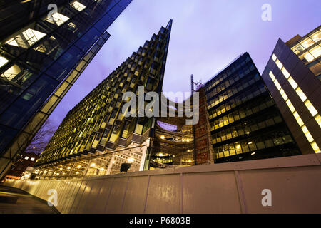 More London Riverside development, south bank of the River Thames, London. The buildings were designed by Foster and Partners architects. The landscap Stock Photo