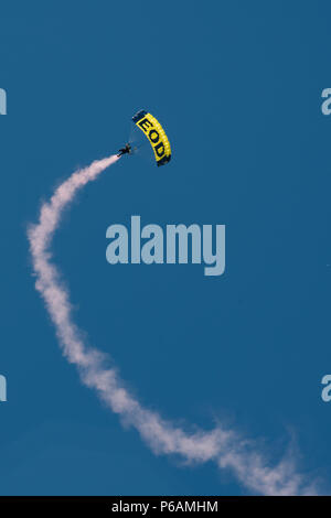 CARSON CITY, Nev. (June 23, 2018) The U.S. Navy Parachute Team, the Leap Frogs, perform a parachute demonstration during Reno/Carson City Navy Week. The Navy Office of Community Outreach uses the Navy Week program to bring Navy Sailors, equipment and displays to approximately 15 American cities each year for a week-long schedule of outreach engagements. (U.S. Navy photo by Mass Communication Specialist 3rd Class Abigayle Lutz/Released) Stock Photo