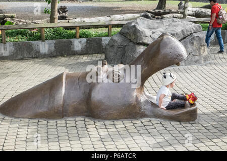 Hippo,hippopotamus,sculpture,Taipei Zoo,zoo,animals,Taipei,Taipei City,Taiwan,city,island,Republic of China,ROC,China,Chinese,Taiwanese,Asia,Asian Stock Photo