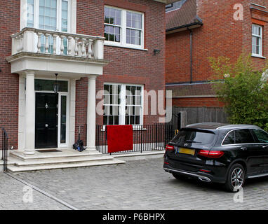 The driveway of the home of former professional tennis player Boris Becker and Lilly Becker on the day a German website appeared to confirm the couple had split.  Featuring: atmosphere Where: England, United Kingdom When: 29 May 2018 Credit: WENN.com Stock Photo