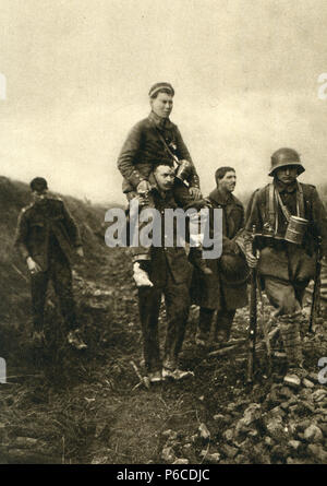 world war i, German soldier, British prisoners, ww1, wwi, world war one Stock Photo