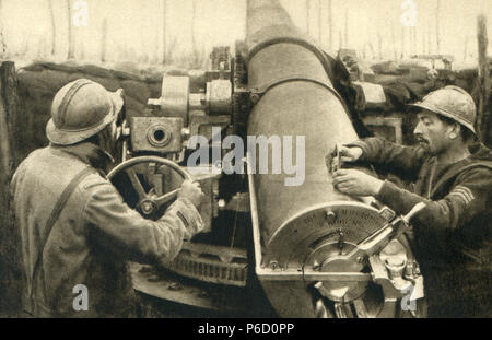 artillery, ordnance, French soldiers, ww1, wwi, world war one Stock Photo