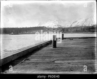 . English: Fort Seward seen from Haines, Alaska, 1908 . English: Text from Kiehl log: Ft. Seward from Alaska, 1908 Album 3.74 Subjects (LCSH): Port Chilkoot (Haines, Alaska); Docka--Alaska--Haines; Military bases--Alaska--Haines Concepts: War and the military  . 1908 43 Fort Seward seen from Haines, Alaska, 1908 (KIEHL 308) Stock Photo