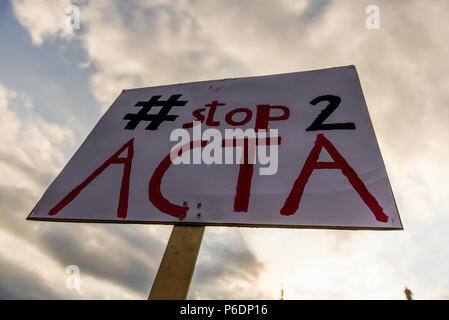 Krakow, Poland. 29th June, 2018. A banner saying '#STOP ACTA 2 ' during a protest against the implementation of ACTA 2 ( Anti Counterfeiting Trade Agreement) in European Union. On June 20th, The Legal Affairs Committee of the European Parliament approved the draft directive on copyright on the digital market. The next vote will take place on  July 4th. The European Commission intends to introduce a new tool, allegedly to protect copyrights. Credit: SOPA Images Limited/Alamy Live News Stock Photo